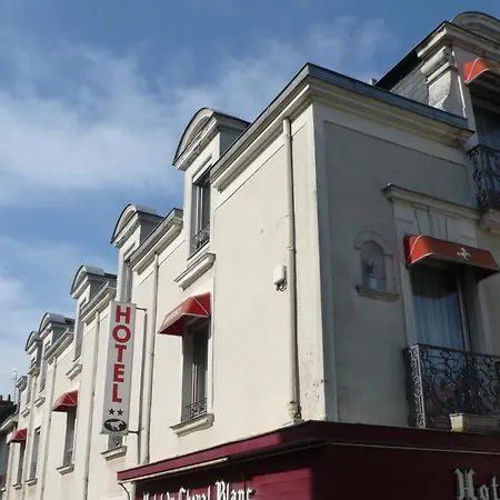 Hotel Du Cheval Blanc 2*
