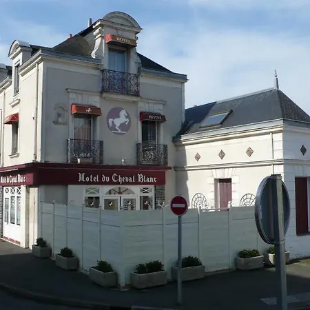 Du Cheval Blanc